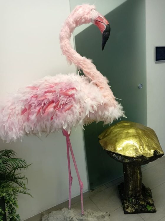 Skulptura Flamingo, velikost 170 cm